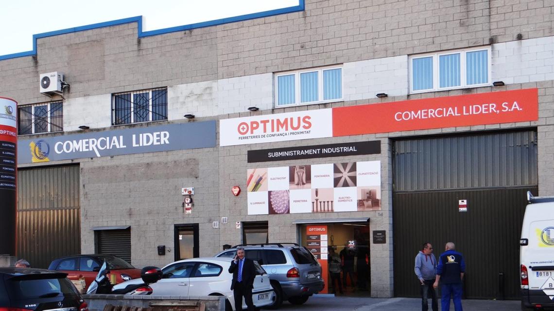 Comercial Lider ha renovado su tienda bajo imagen Optimus.