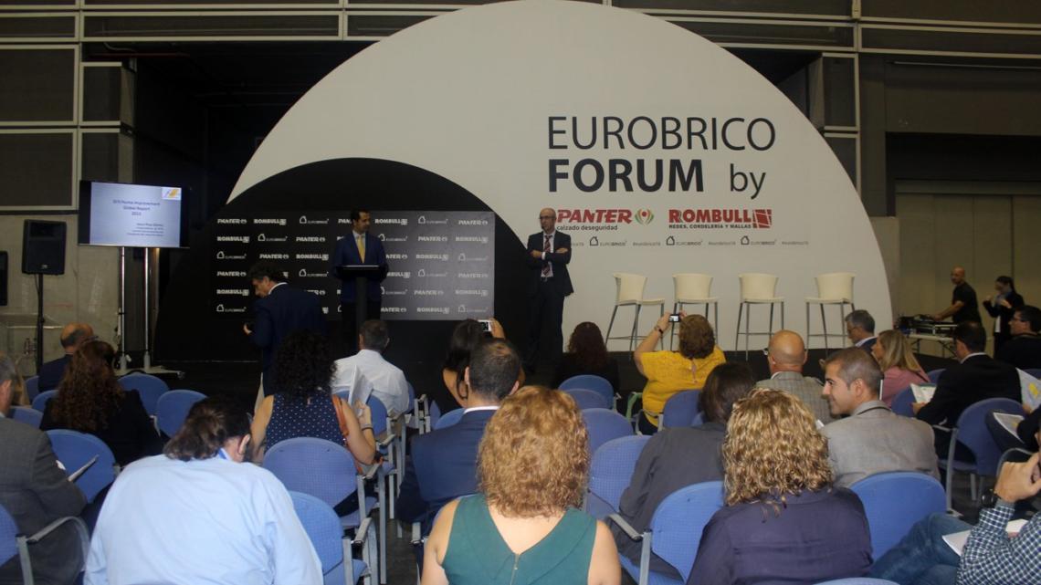 Panter y Rombull han patrocinado el espacio de conferencias de Eurobrico.