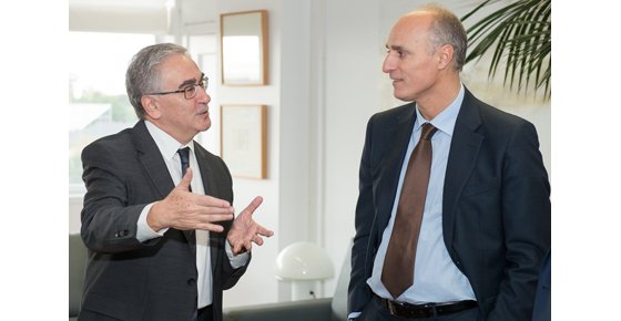 Ignacio Sánchez (derecha), con el presidente de la UAM y de la Fundación, José M. Sanz.
