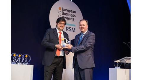 Rodrigo de Salas, director de comunicación y RSE de Leroy Merlin España, fue el encargado de recoger el premio.