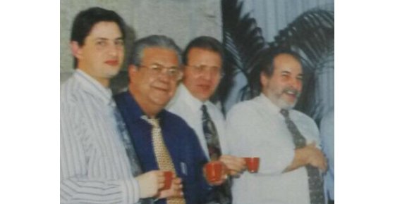 Víctor Manjón, segundo por la izquierda, junto a otros gerentes de cooperativas de Ancofe, en una reunión de primeros de los 90.