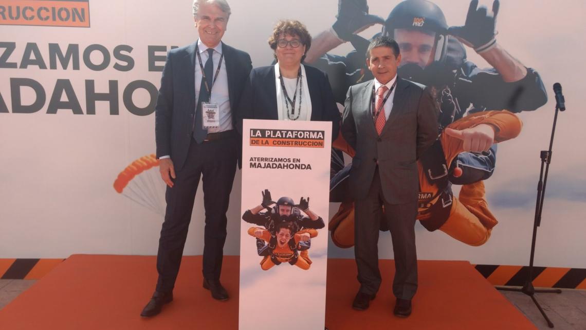 De izqda. a der.: Gianni Scotti, Felicidad Martínez y Daniel Gómez.
