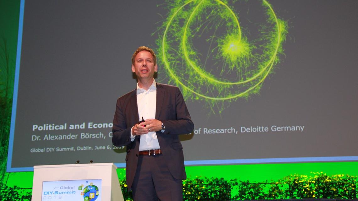 Alexander Börsch, economista jefe y responsable de Investigación de Deloitte.