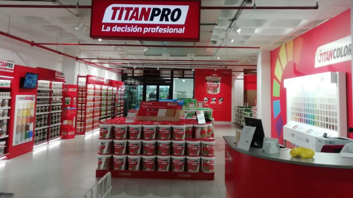 Titan ha desarrollado soluciones completas para la exposición en el punto de venta.