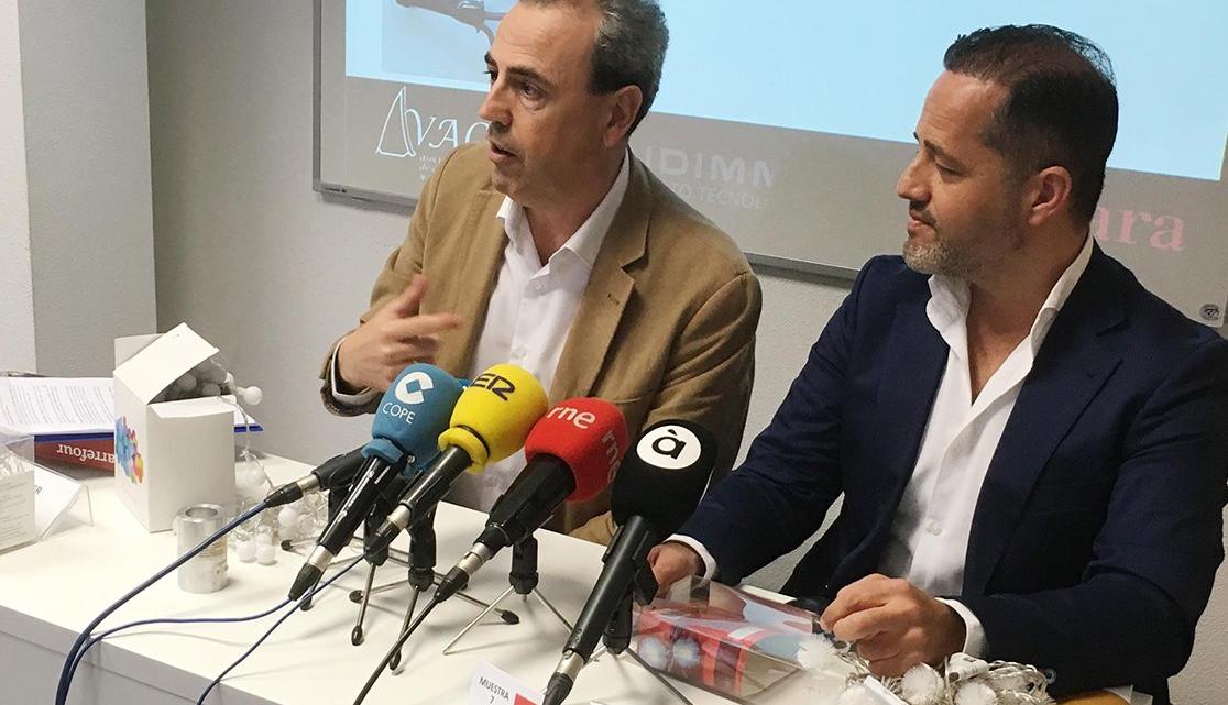 Fernando Móner (izq.), presidente de AVACU, y Juan José González, presentaron los resultados del estudio.