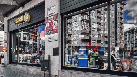 Ferretería Sainza es la primera tienda de El Sabio en la provincia de Ourense.