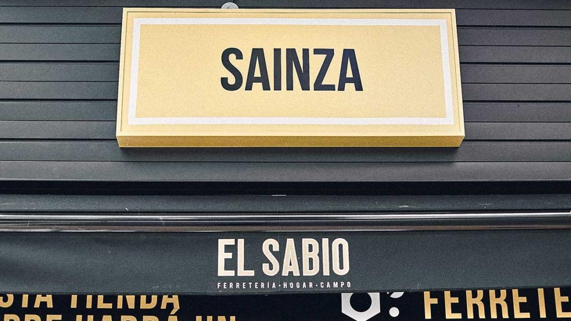 Ferretería Sainza es la primera tienda de El Sabio en la provincia de Ourense.