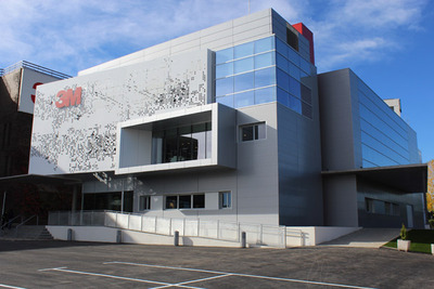 El Centro de Innovación de 3M cuenta con doce laboratorios de desarrollo de nuevas aplicaciones.