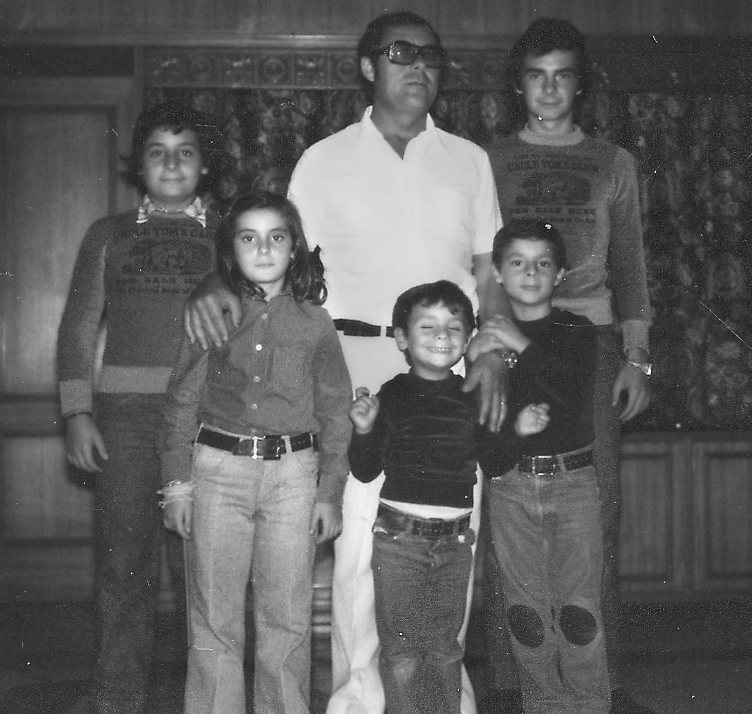 Jose Paredes y sus hijos