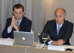 Miguel Madrigal (izquierda) e Ignacio Sánchez, director de marketing y director general, respectivamente, de Leroy Merlin España.