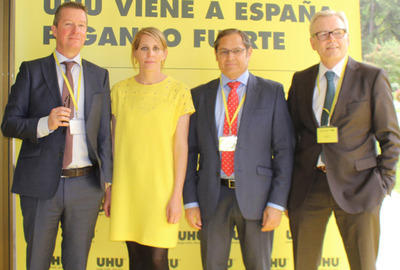De izquierda a derecha: Rob Uytdewillegen, Paula Espinosa de los Monteros (directora de marketing), Pedro Callejo y Werner Panter.