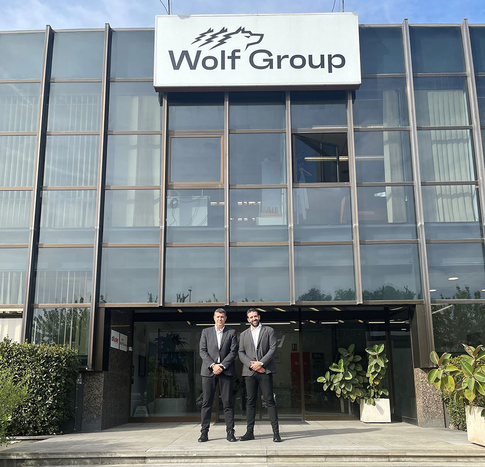 Wolf Group Juan Ramon Capitan y David Alegret sede