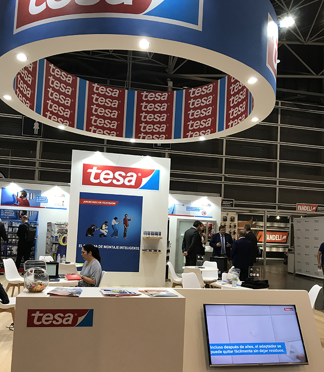 tesa tape stand en Eurobrico 2018