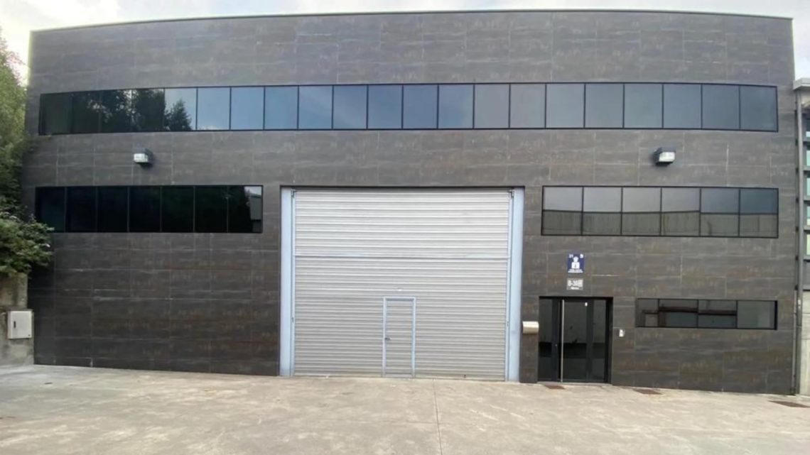 Incremental cuenta con un almacén logístico en Bergondo (A Coruña).