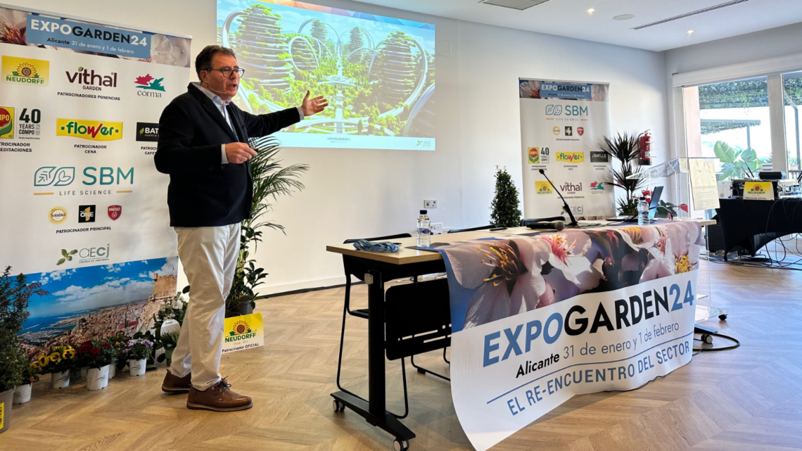 Antonio Valls expone en Expogarden la necesidad de optimización del sector