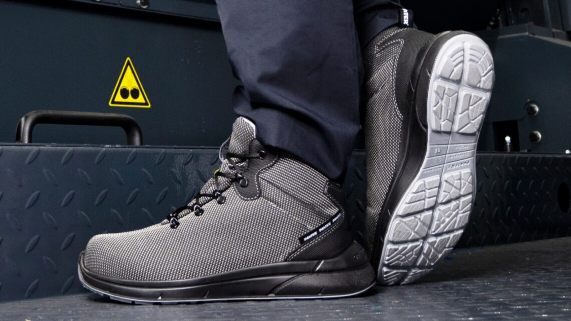 Panter cuida de tu salud con Dauris Sporty S3 Negro ESD, las nuevas botas de seguridad.
