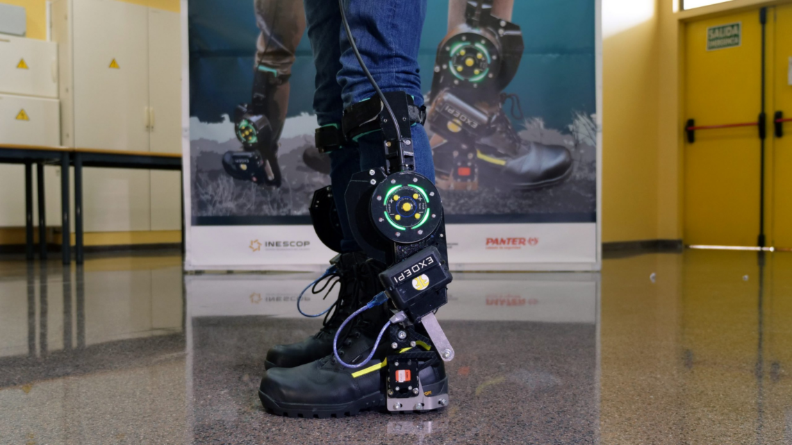 La UMH, INESCOP y PANTER® presentan unas botas robóticas